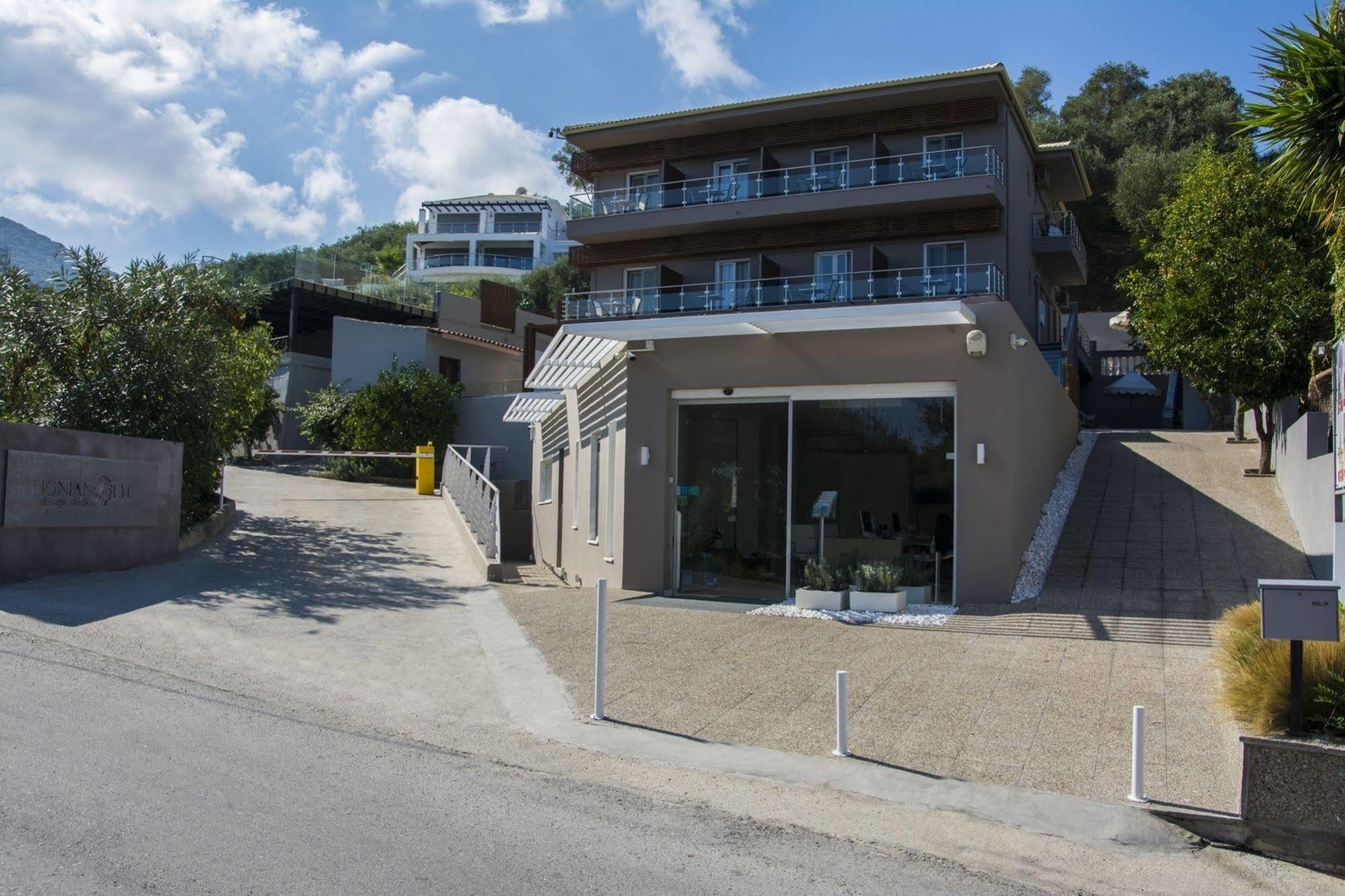 Ionian Eye Design Studios & Spa Mesongí Exterior foto